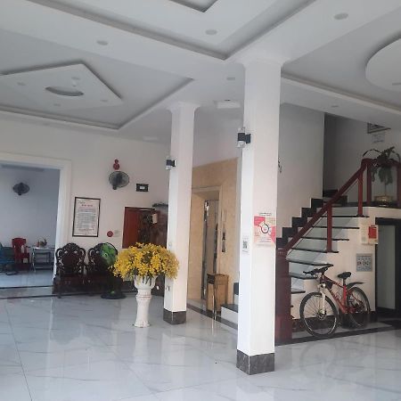 Hotel Nha Nghi Trung Hau Mong Cai Exteriér fotografie