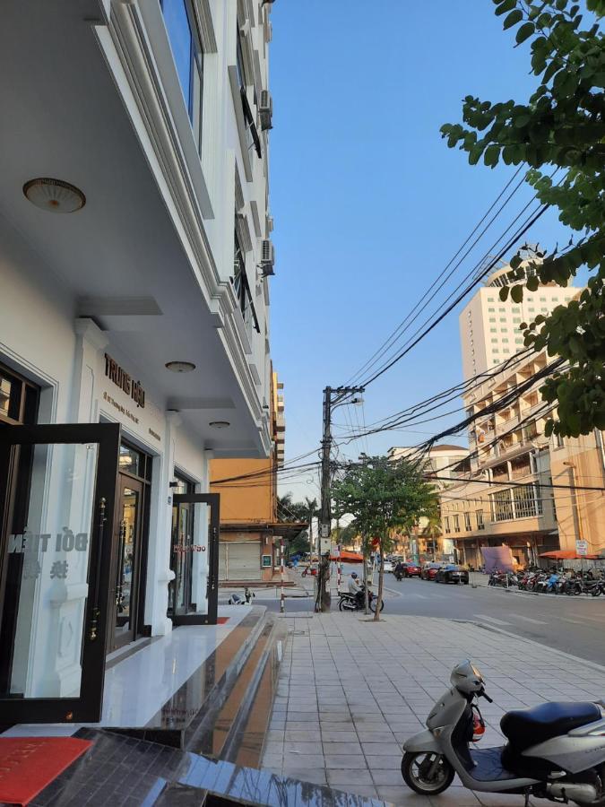 Hotel Nha Nghi Trung Hau Mong Cai Exteriér fotografie